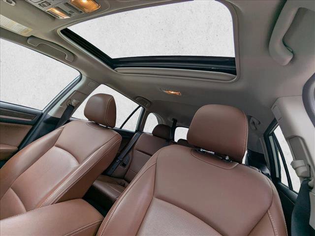Used 2017 Subaru Outback 2.5i Touring w/ Popular Package #5A AWD/4WD image 11