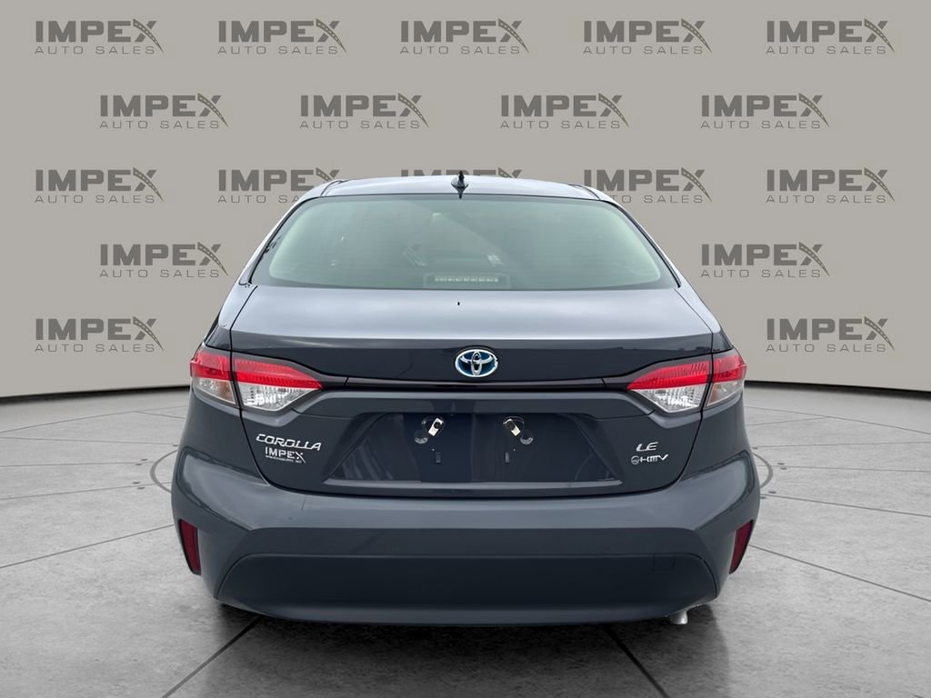 Used 2025 Toyota Corolla LE image 4