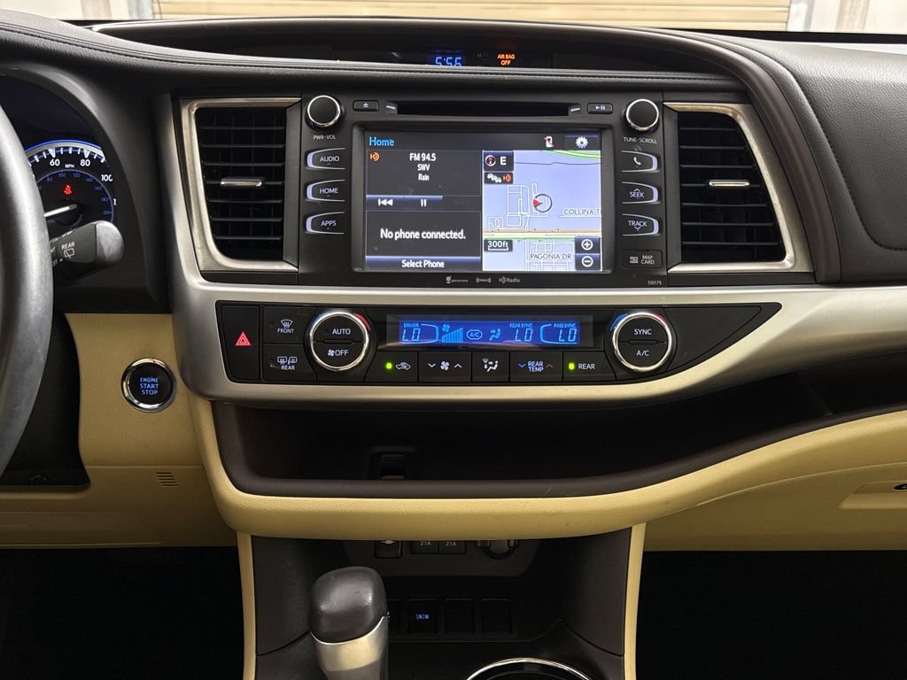 Used 2017 Toyota Highlander XLE FWD image 21