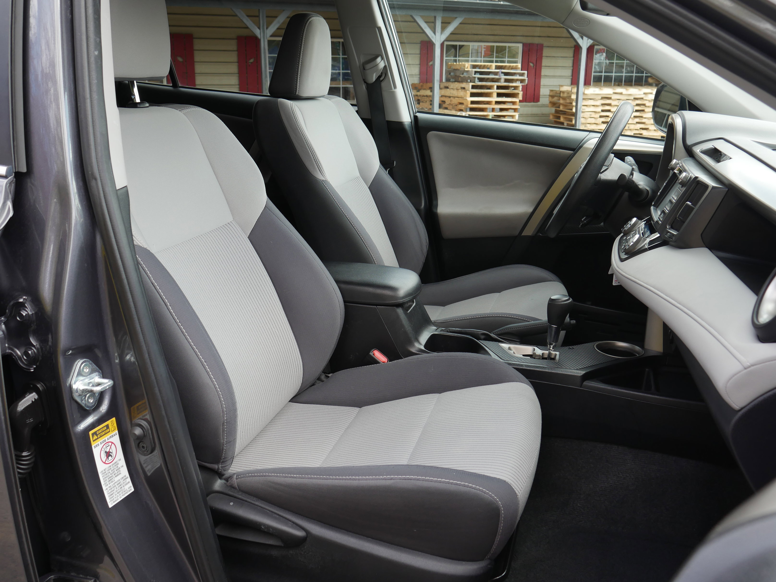 Used 2014 Toyota RAV4 XLE FWD image 27