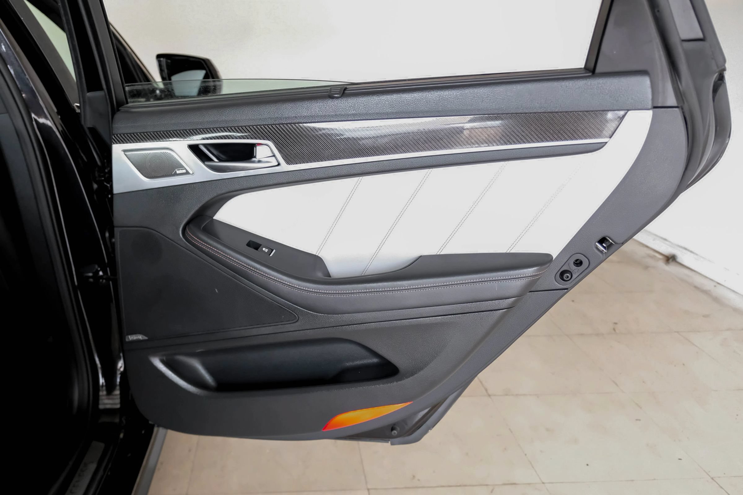 Used 2019 Genesis G80 3.3T Sport RWD image 48