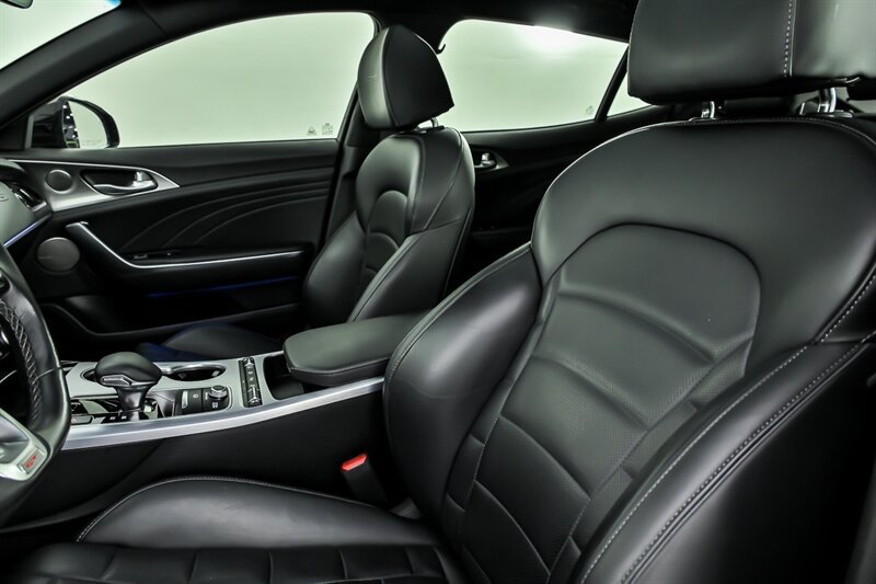 Used 2022 Kia Stinger GT2 AWD/4WD image 22