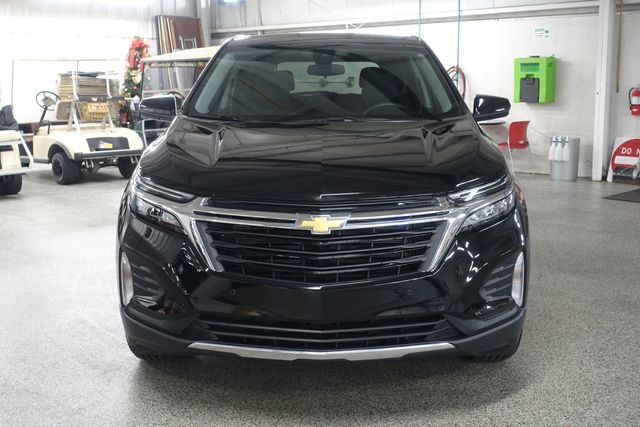 Used 2024 Chevrolet Equinox LT image 2