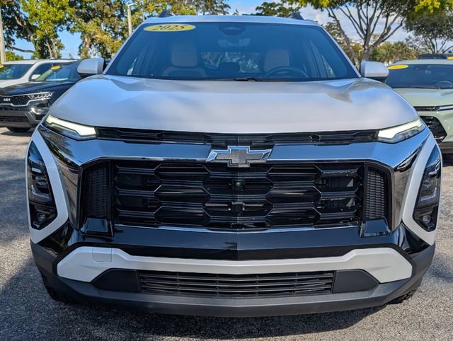 Used 2025 Chevrolet Equinox ACTIV w/ Safety and Technology Package image 2