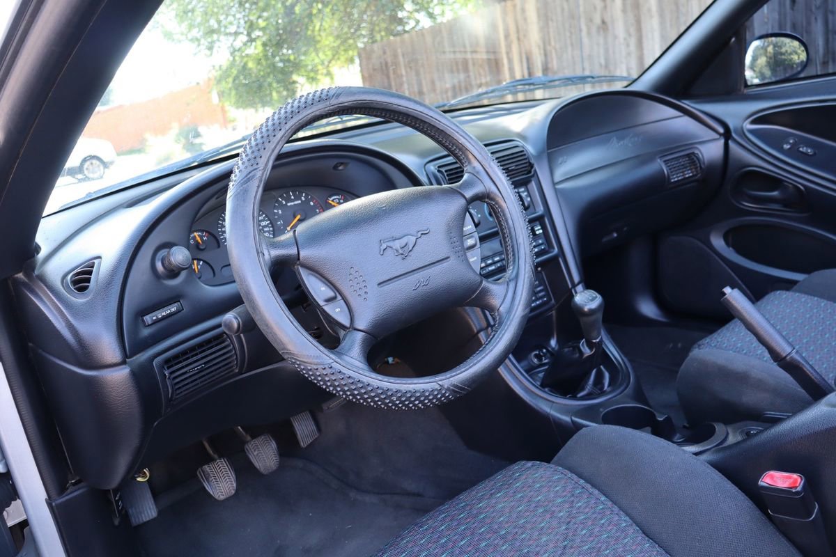 Used 1998 Ford Mustang GT image 15