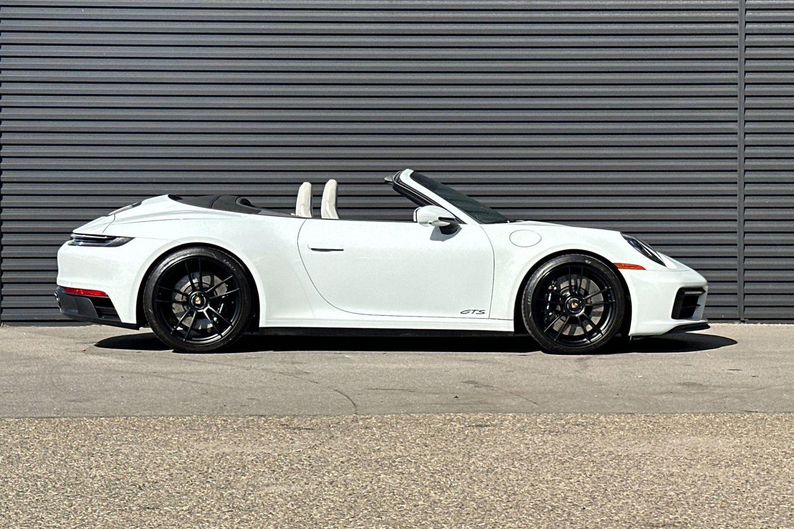 Certified 2022 Porsche 911 Carrera GTS RWD image 9