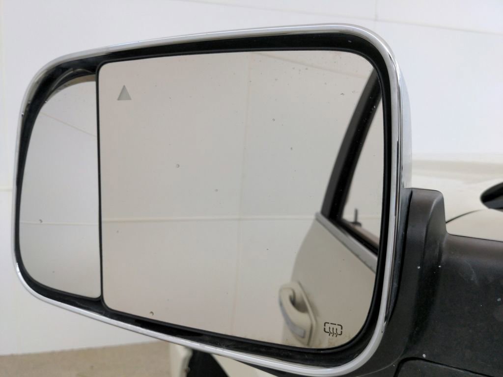 Used 2020 RAM 3500 Limited AWD/4WD image 28