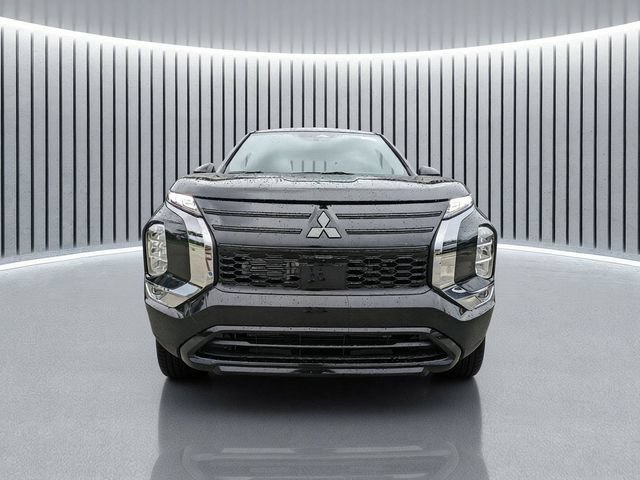 New 2026 Mitsubishi Outlander LE FWD image 9