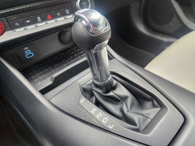 Used 2024 Ford Mustang Premium image 21