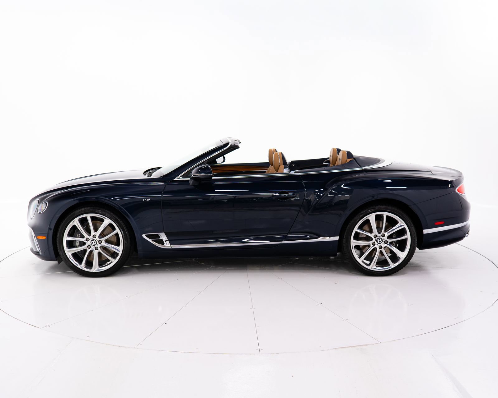 Used 2021 Bentley Continental GT AWD/4WD image 2