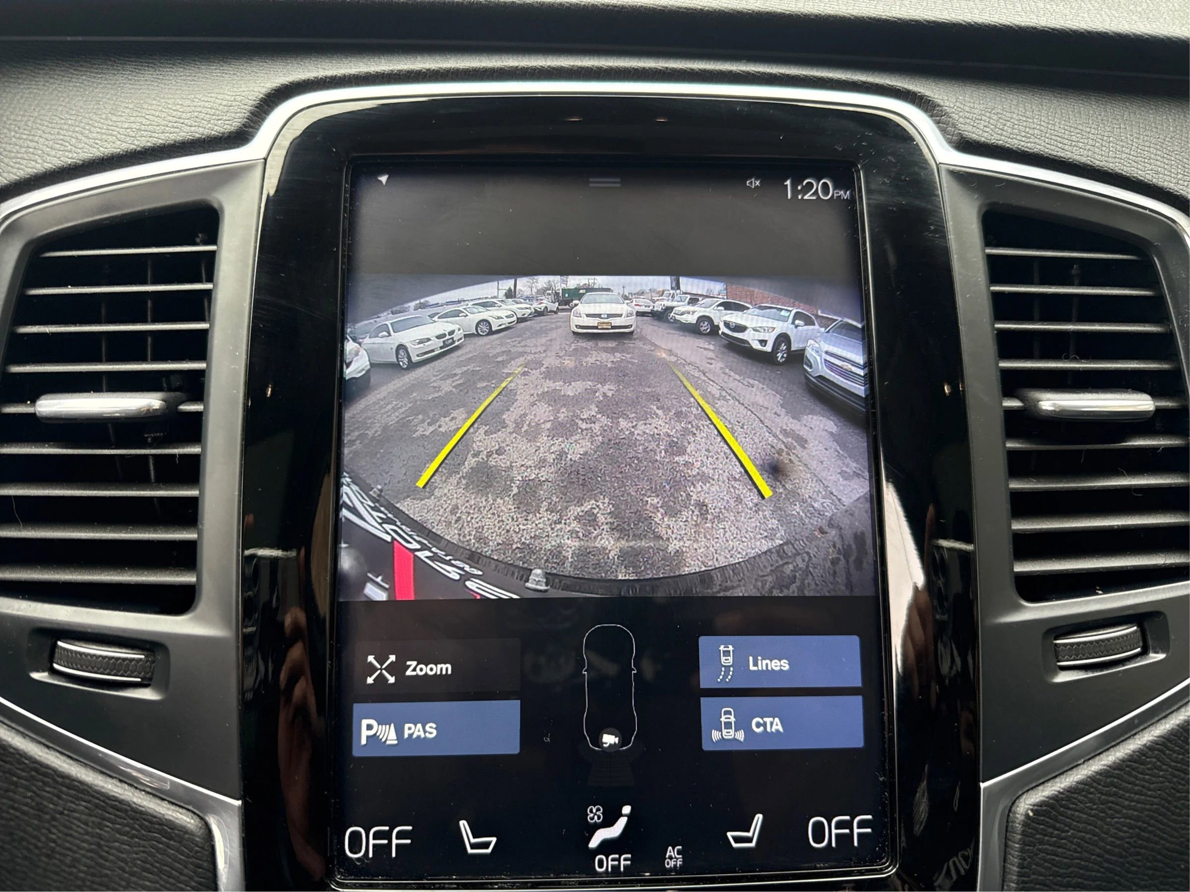 Used 2019 Volvo XC90 T5 Momentum w/ Protection Package image 26