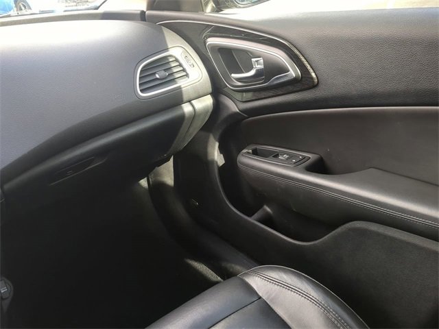 Used 2016 Chrysler 200 C image 17