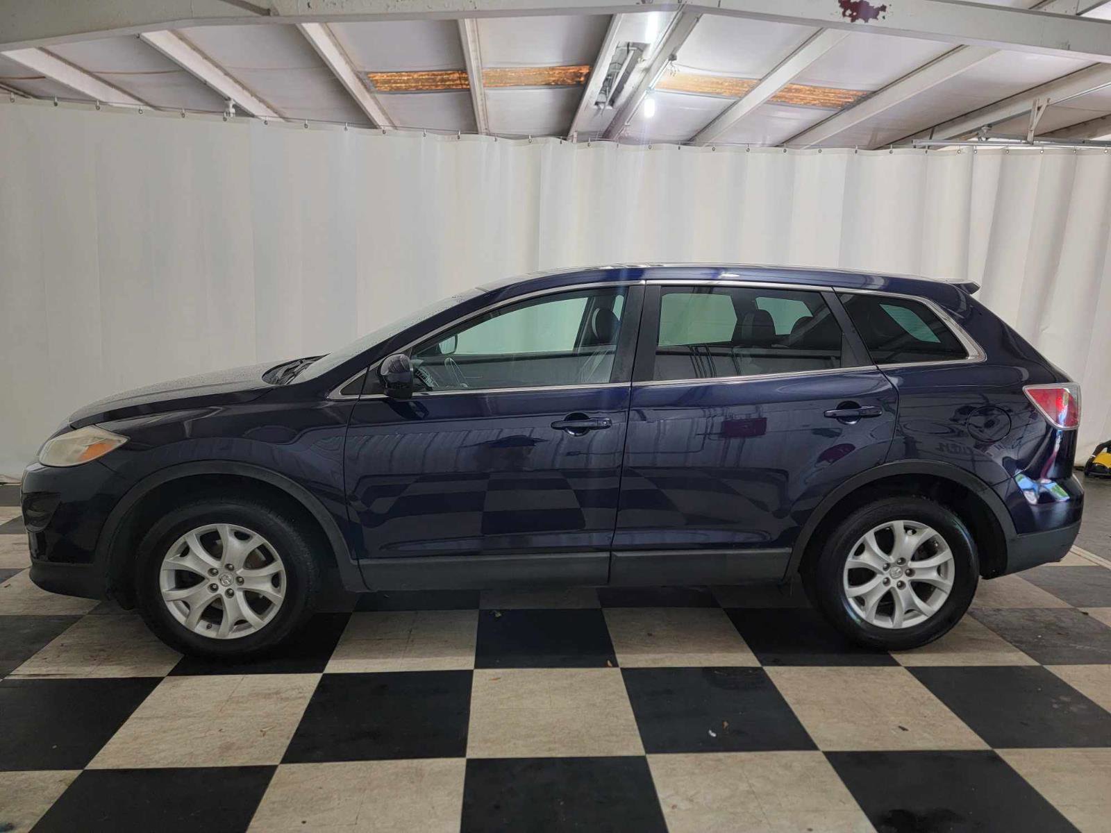 Used 2012 MAZDA CX-9 Touring w/ Moonroof & Bose Audio Pkg image 8