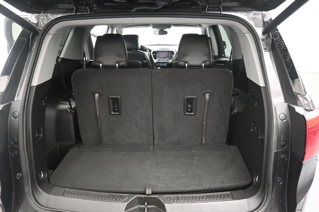 Used 2018 GMC Acadia SLT FWD image 11