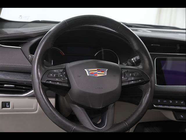 Used 2019 Cadillac XT4 Premium Luxury w/ Cold Weather Package AWD/4WD image 7