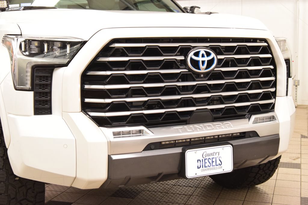 Used 2022 Toyota Tundra Capstone AWD/4WD image 12