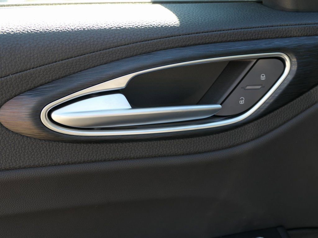 New 2024 Alfa Romeo Giulia Sprint image 13