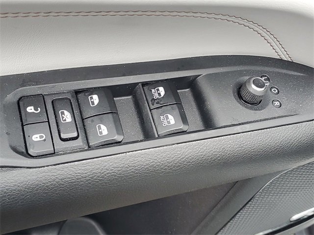 New 2026 Jeep Compass Limited w/ Sun, Sound & Navigation Group image 16