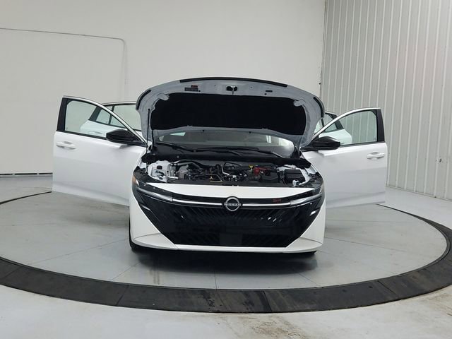 New 2026 Nissan Sentra SR w/ Floor Mat Package image 10