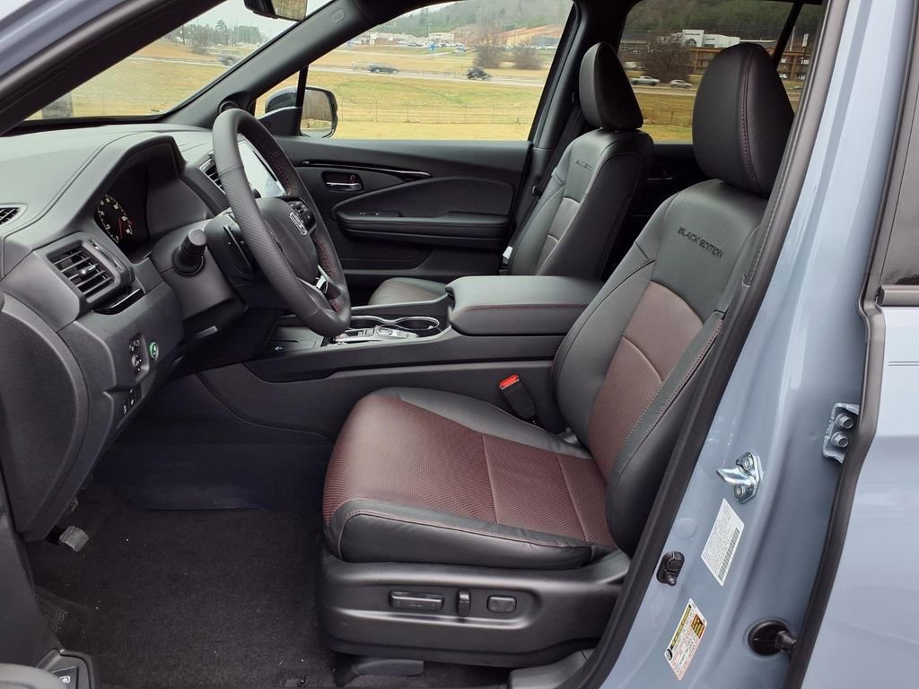 New 2026 Honda Ridgeline Black Edition image 15