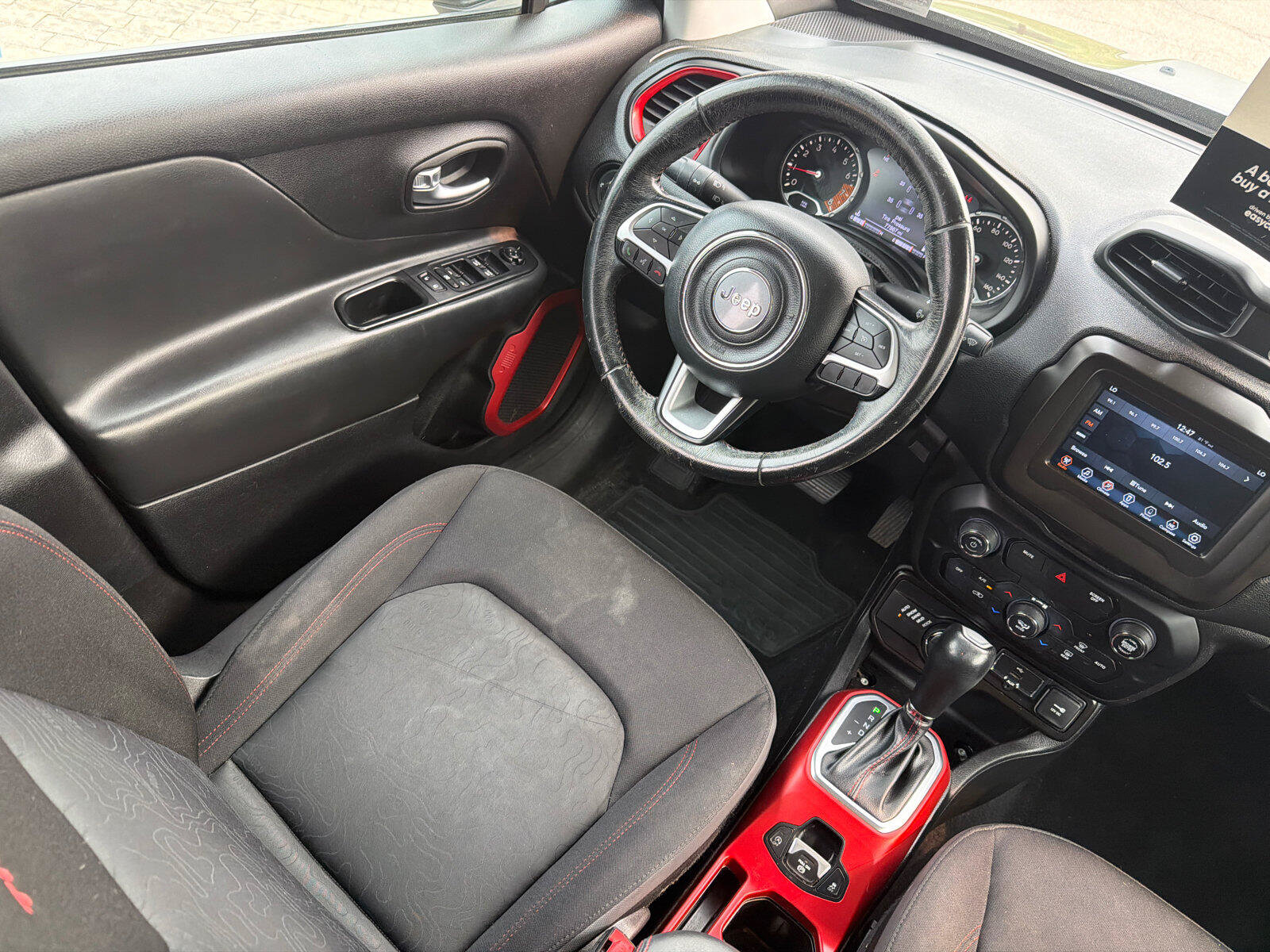Used 2019 Jeep Renegade Trailhawk AWD/4WD image 20