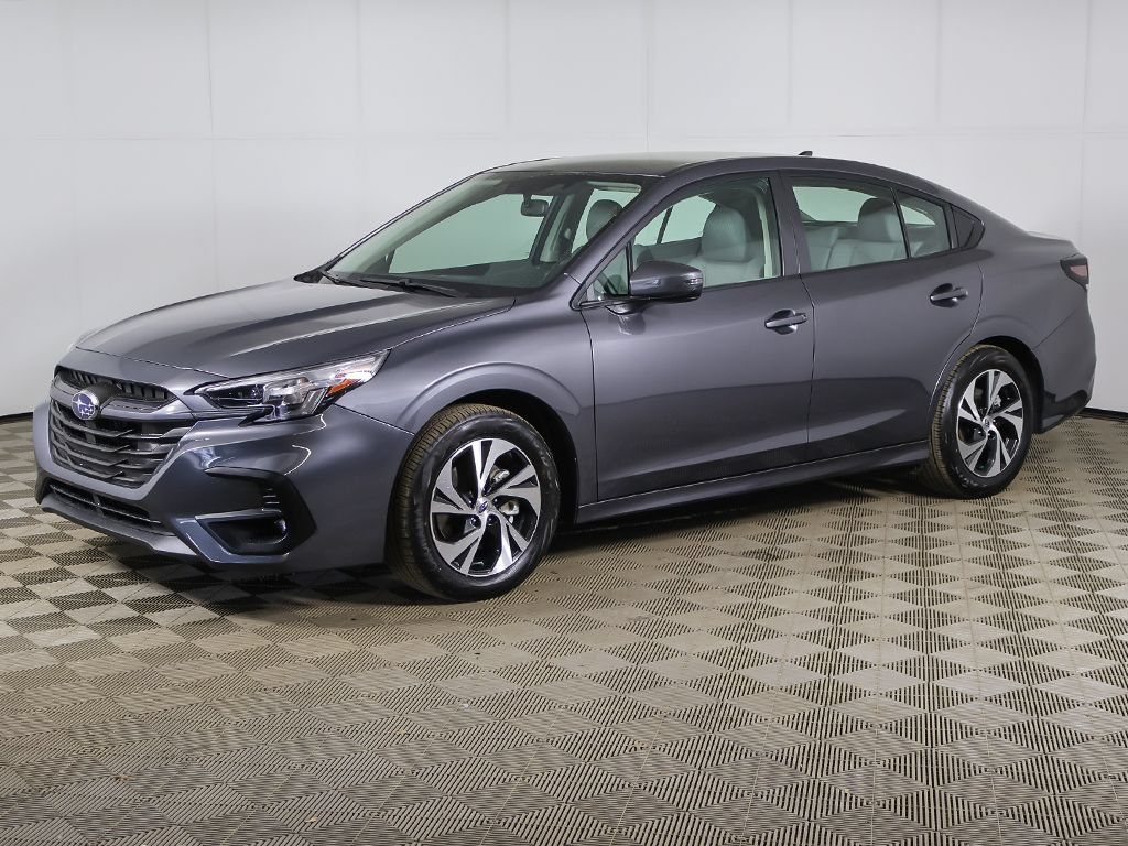 Used 2025 Subaru Legacy Premium AWD/4WD image 7