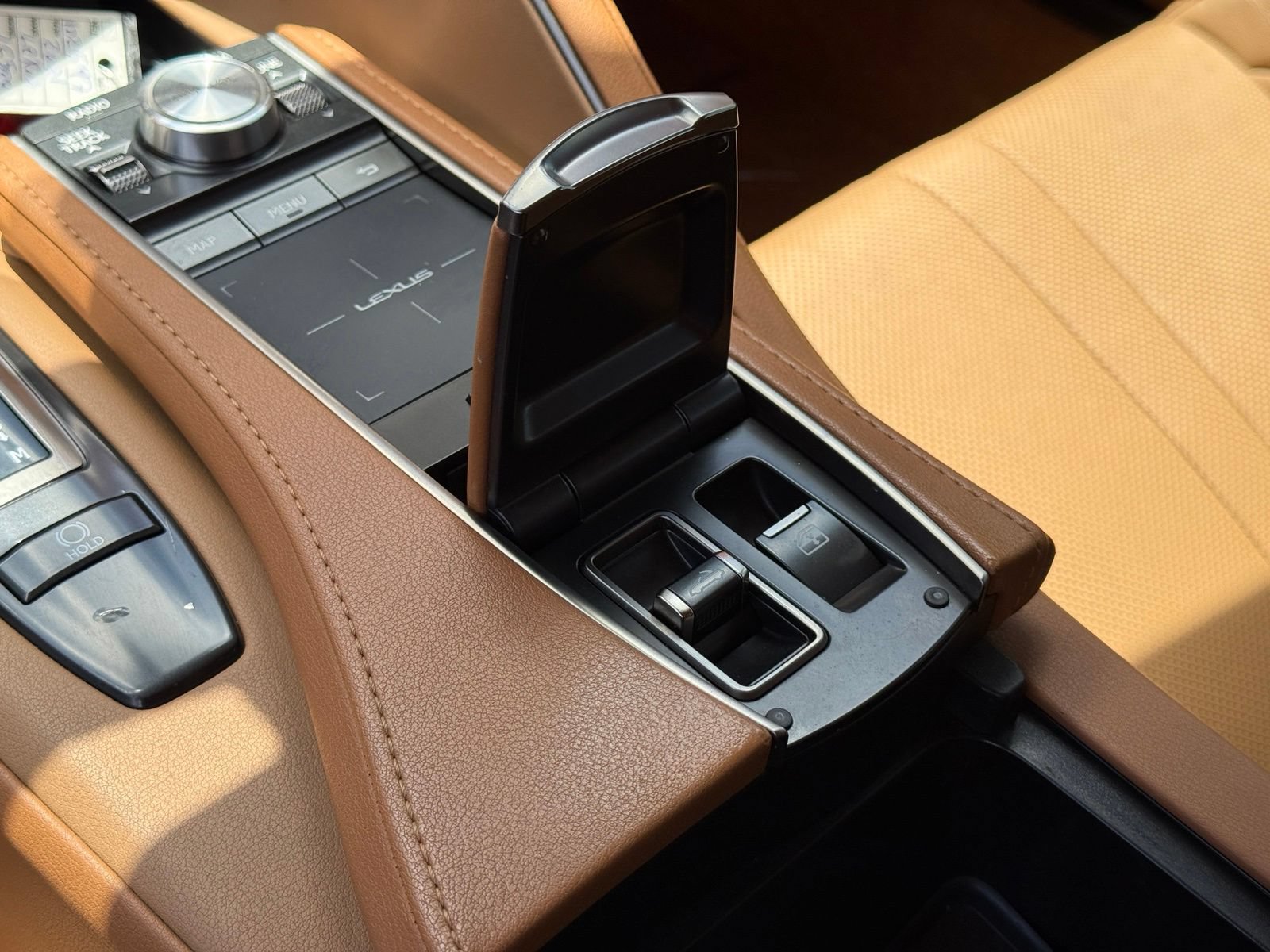 Used 2021 Lexus LC 500 Convertible w/ Touring Package RWD image 24