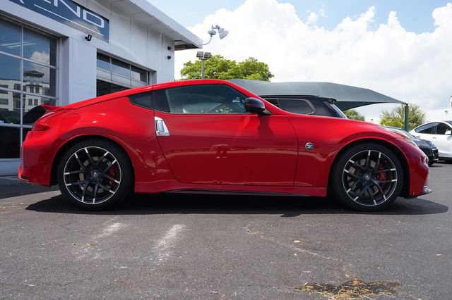 Used 2015 Nissan 370Z NISMO RWD image 17