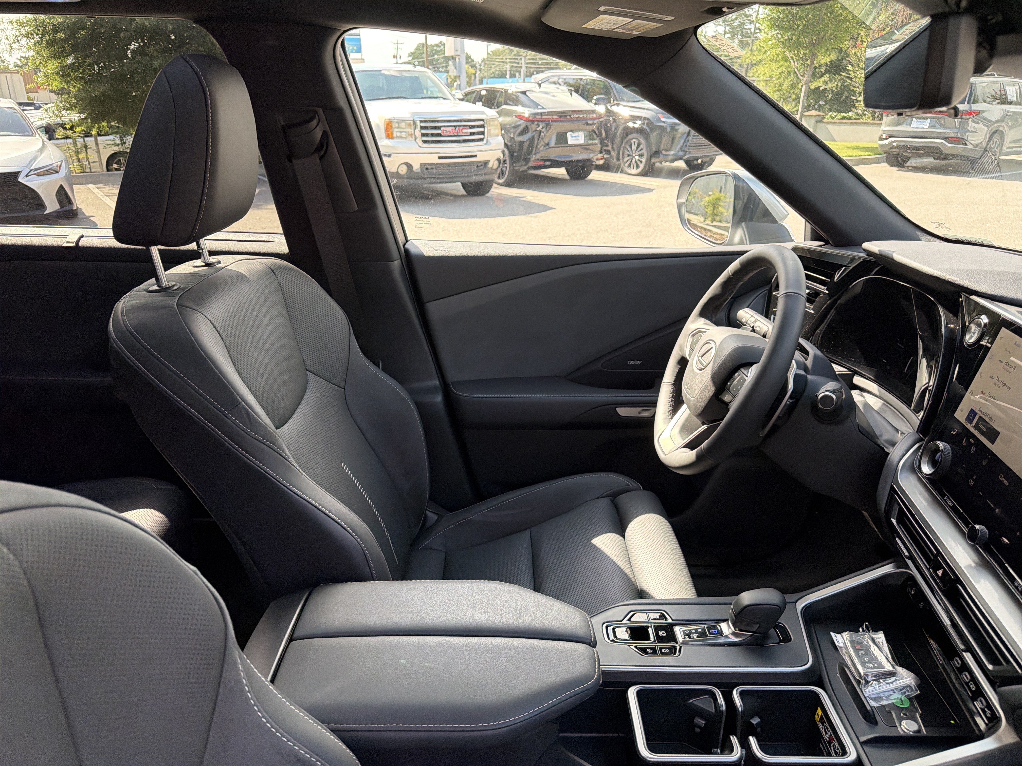 New 2026 Lexus TX 350 AWD image 32