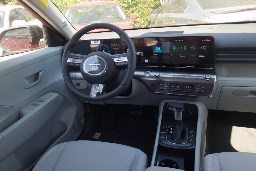 New 2027 Hyundai Kona SEL Sport FWD image 18