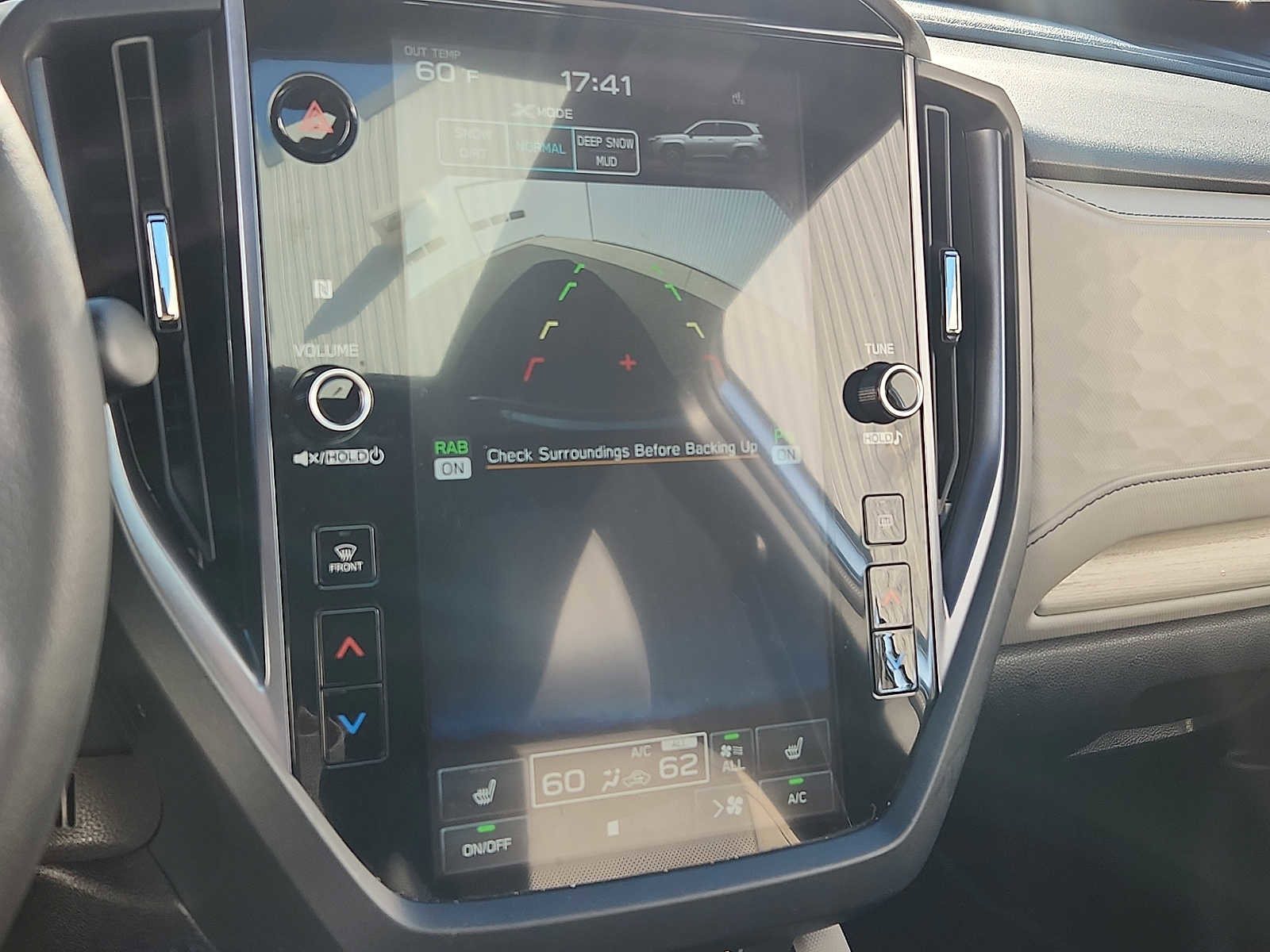 Used 2025 Subaru Forester Limited image 18