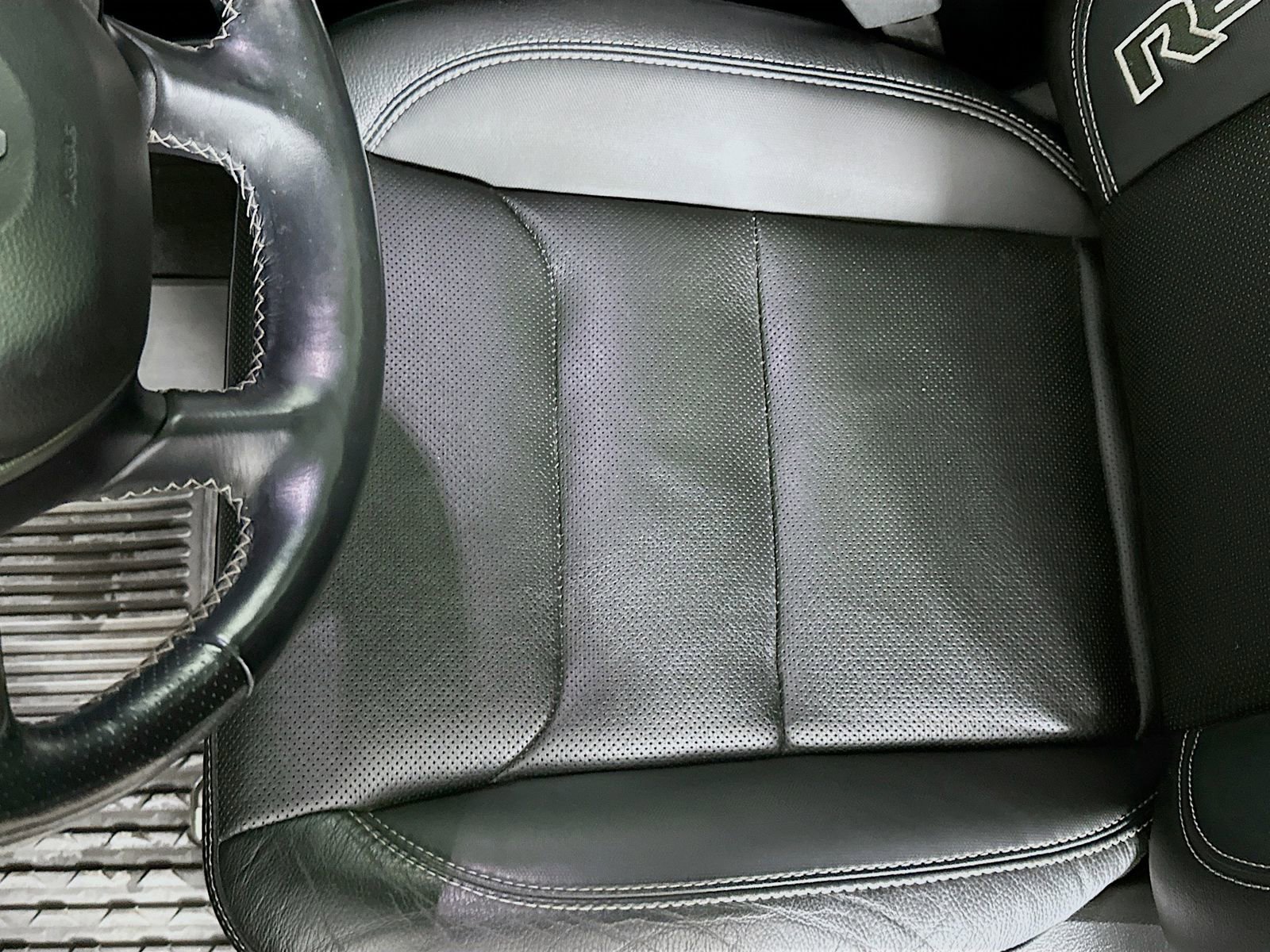 Used 2020 RAM 1500 Rebel image 21