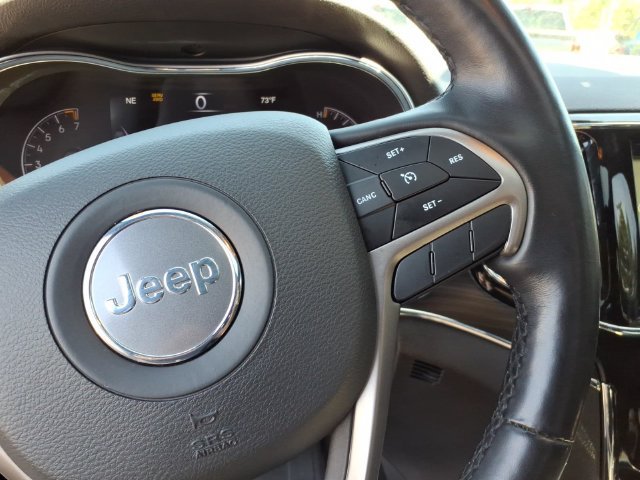 Used 2021 Jeep Grand Cherokee Limited w/ Sun & Sound Group AWD/4WD image 9