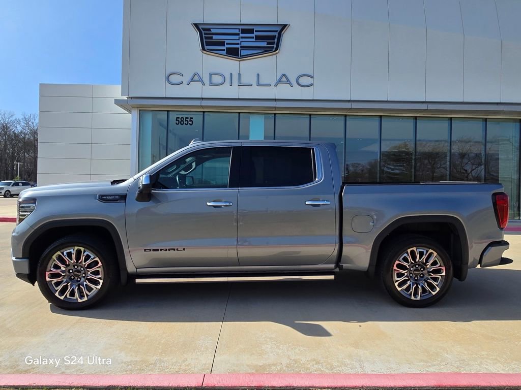 Used 2024 GMC Sierra 1500 Denali Ultimate image 2