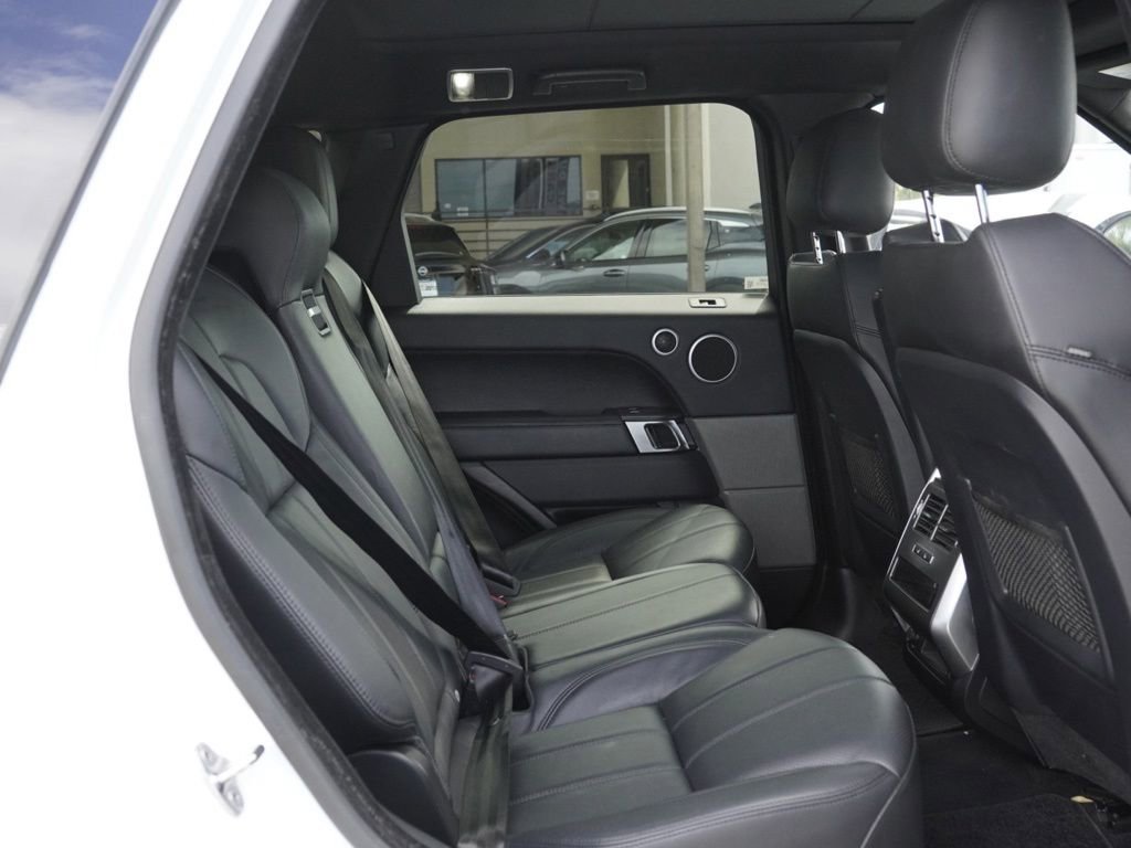 Used 2017 Land Rover Range Rover Sport SE AWD/4WD image 20