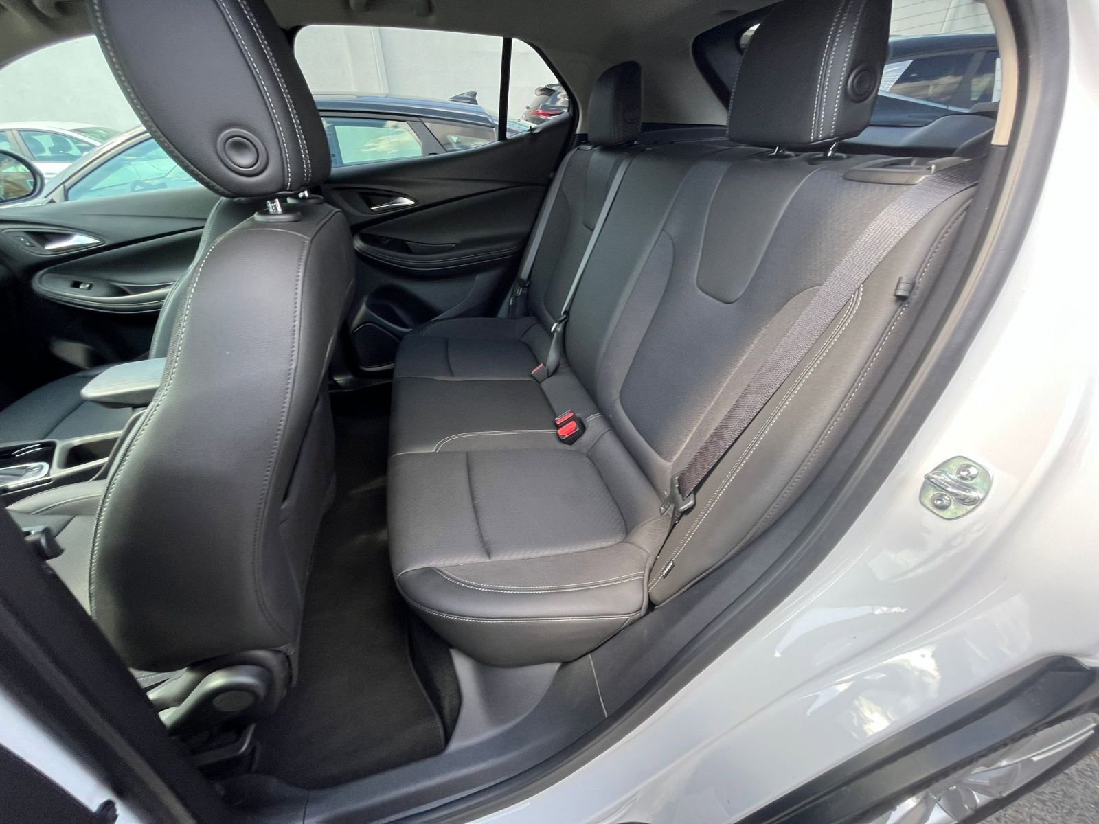 Used 2025 Buick Encore GX Preferred FWD image 35