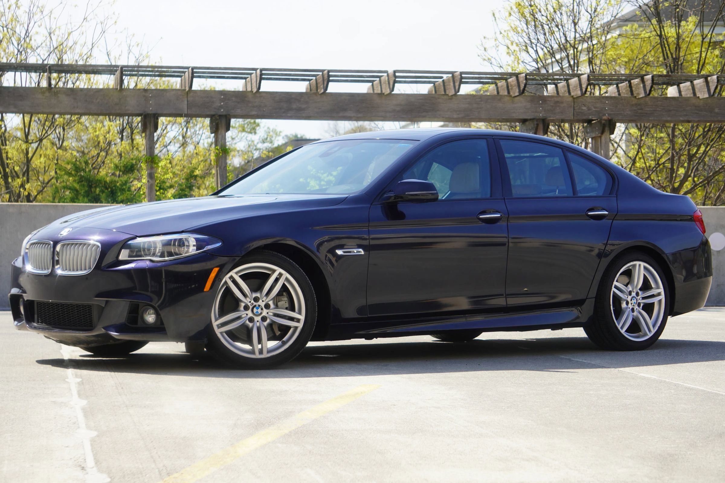 Used 2016 BMW 550i xDrive Sedan AWD/4WD image 14