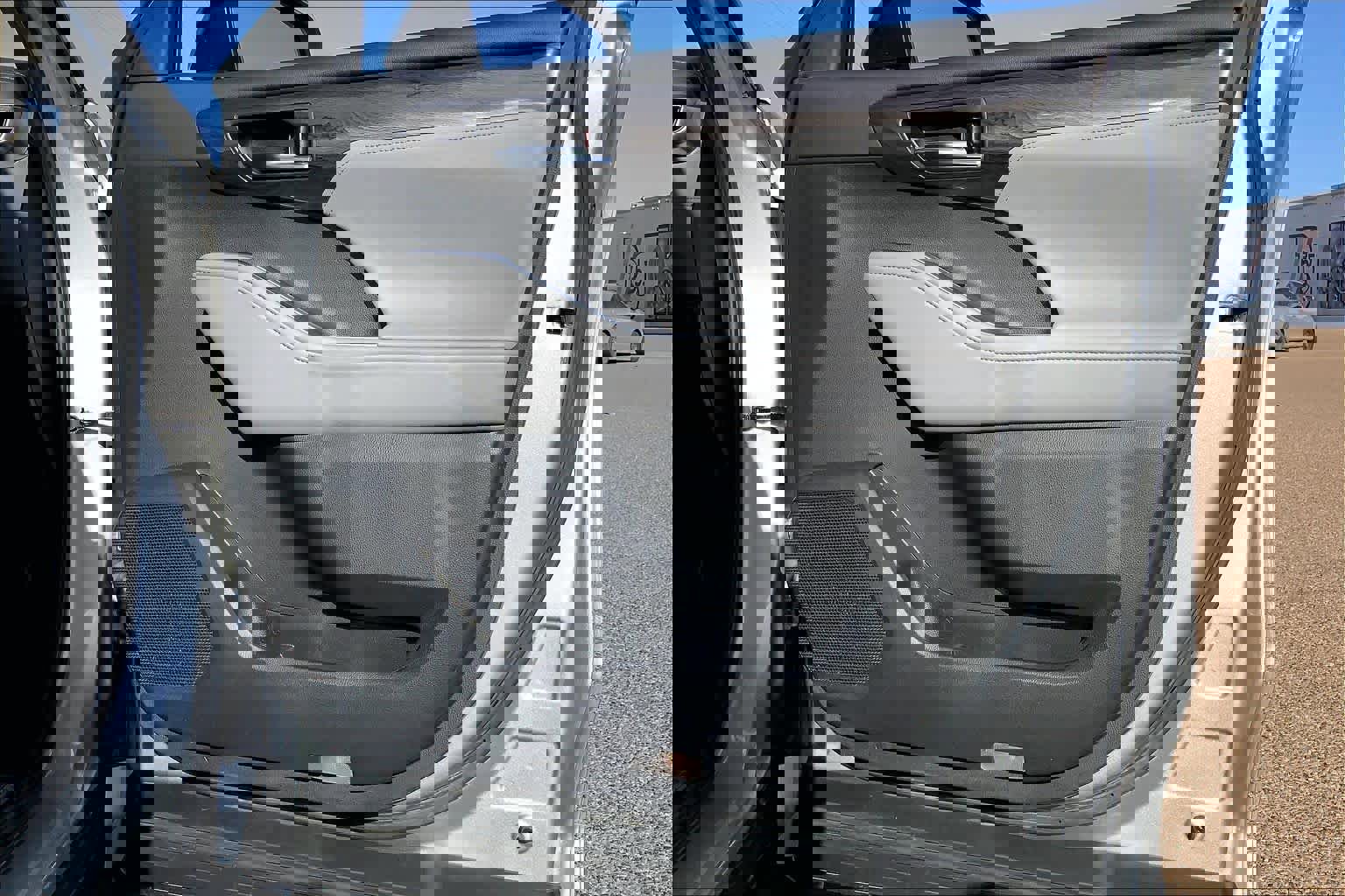 Used 2020 Toyota Highlander Platinum AWD/4WD image 23