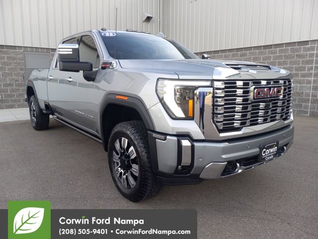 Used 2025 GMC Sierra 3500 Denali w/ Denali Reserve Package