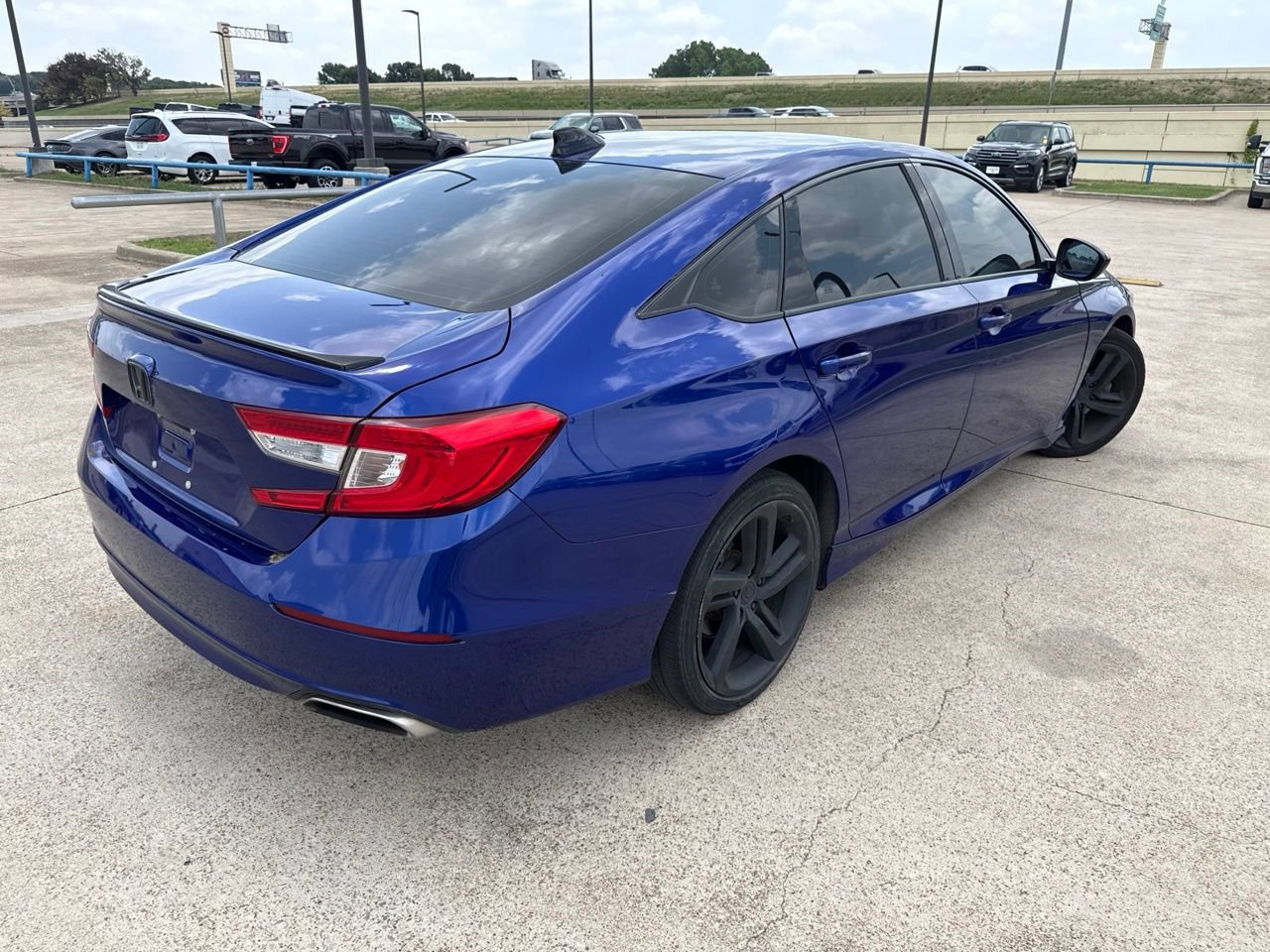 Used 2021 Honda Accord Sport Special Edition image 11