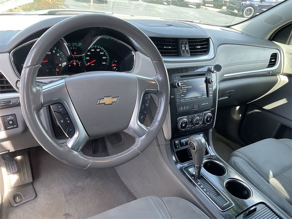 Used 2017 Chevrolet Traverse LT image 10