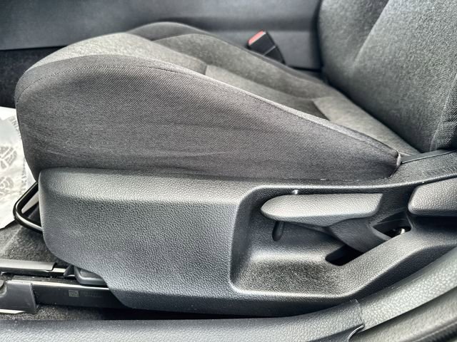 Used 2025 Toyota Camry LE image 21