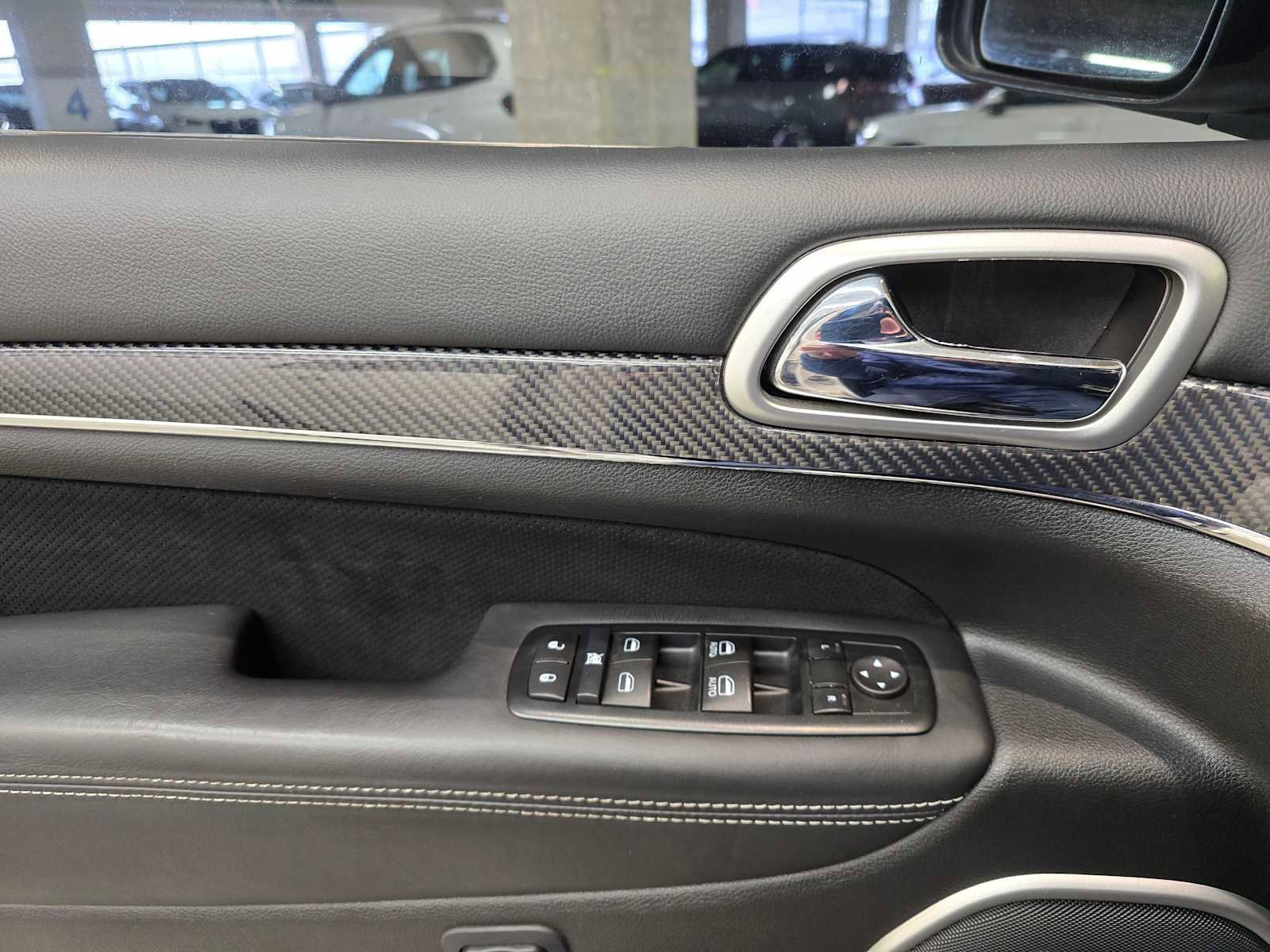 Used 2015 Jeep Grand Cherokee SRT w/ Luxury Group II image 22