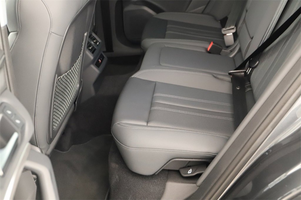 New 2025 Audi Q5 Premium Plus image 28
