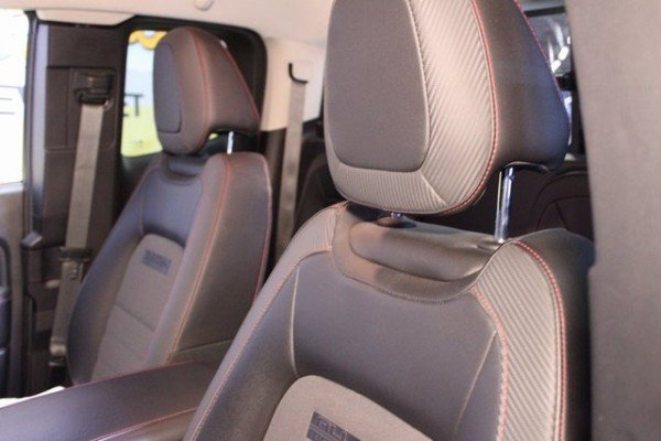 Used 2017 GMC Canyon SLE image 17