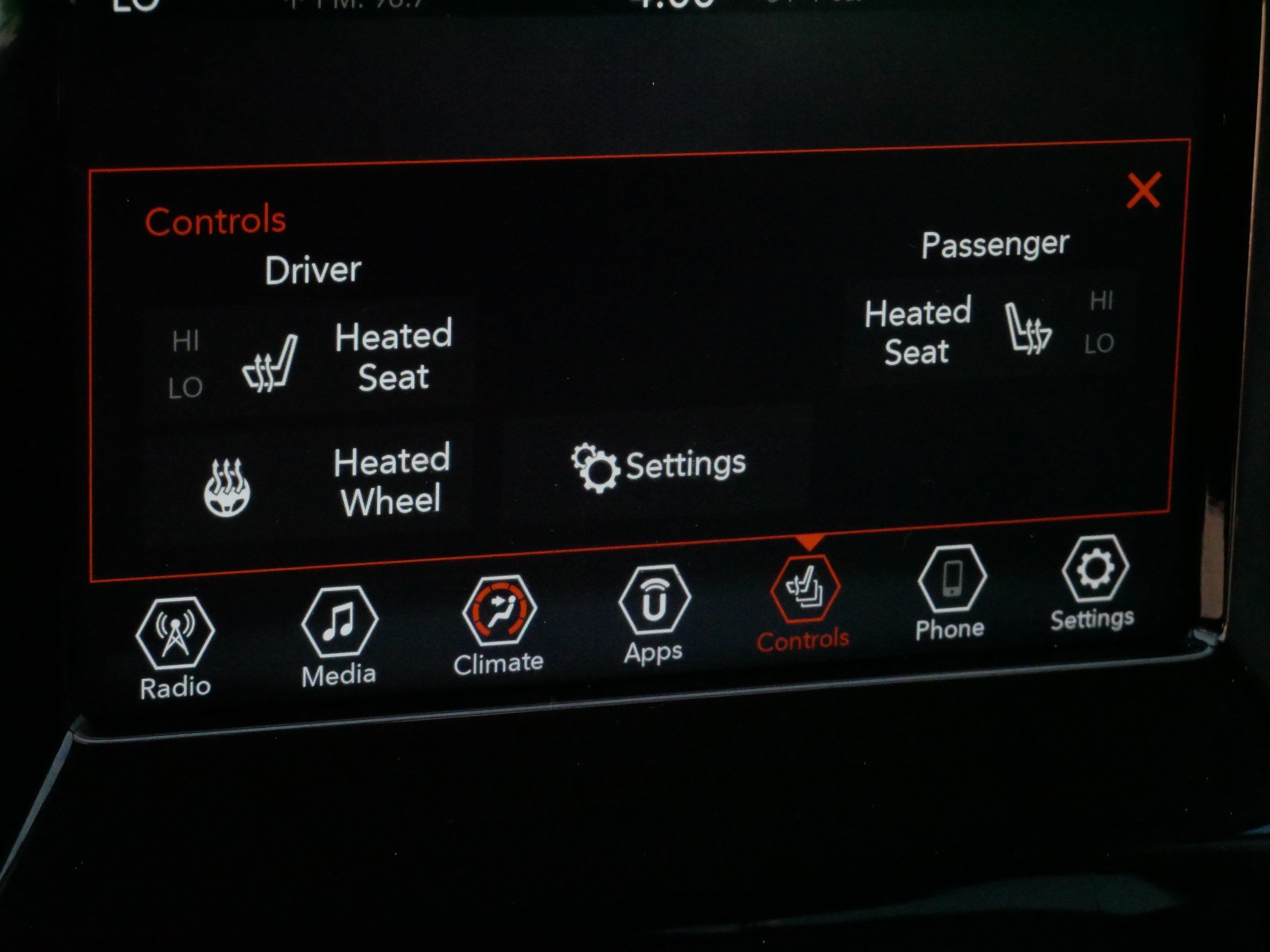 Used 2021 Jeep Compass Latitude AWD/4WD image 30