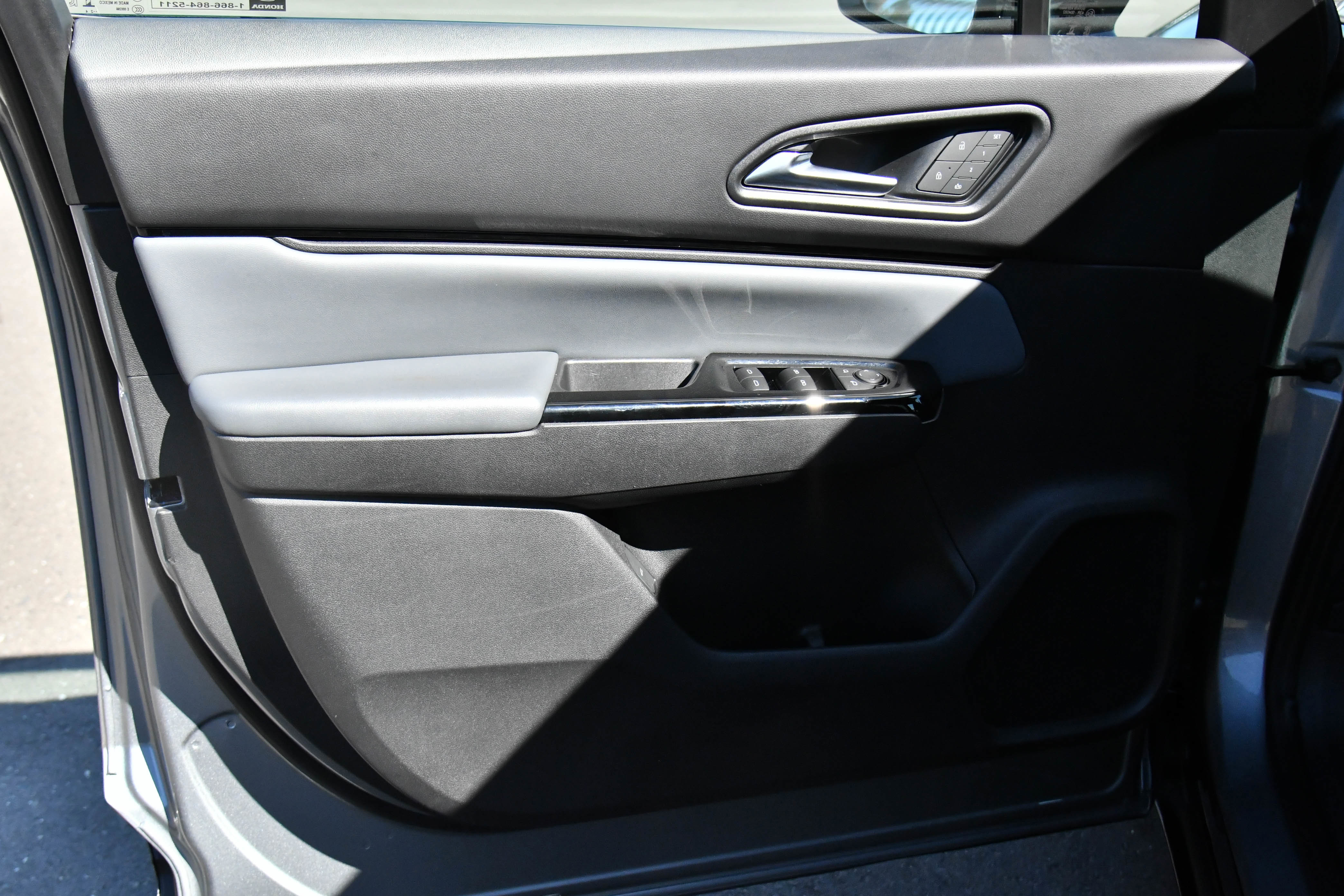 Used 2024 Honda Prologue Touring image 14