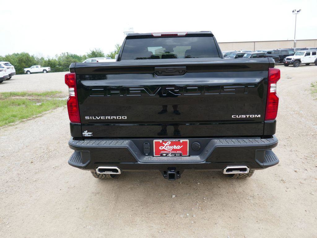 New 2026 Chevrolet Silverado 1500 Custom Trail Boss AWD/4WD image 6
