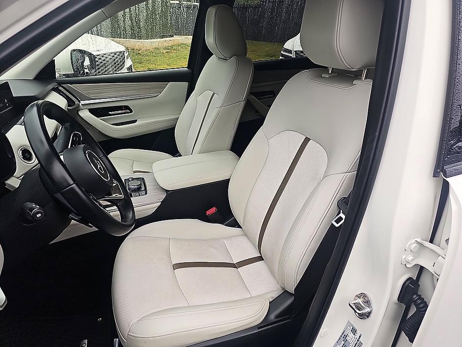 Used 2024 MAZDA CX-90 3.3 Turbo w/ Premium Plus Pkg AWD/4WD image 15