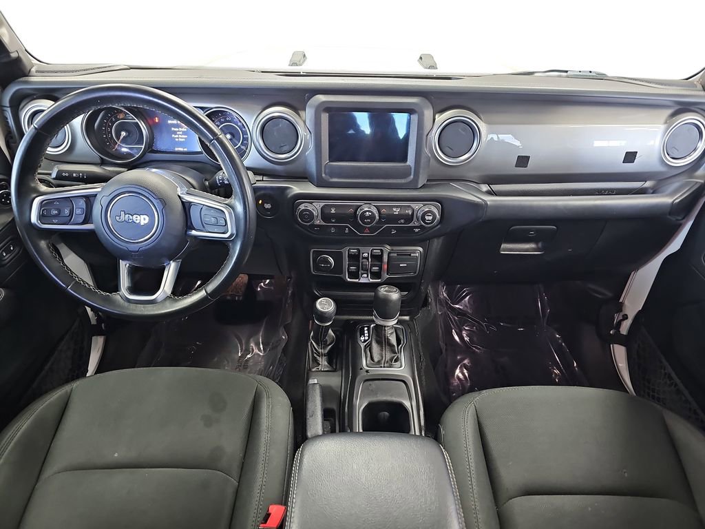 Used 2020 Jeep Wrangler Unlimited Sahara AWD/4WD image 9